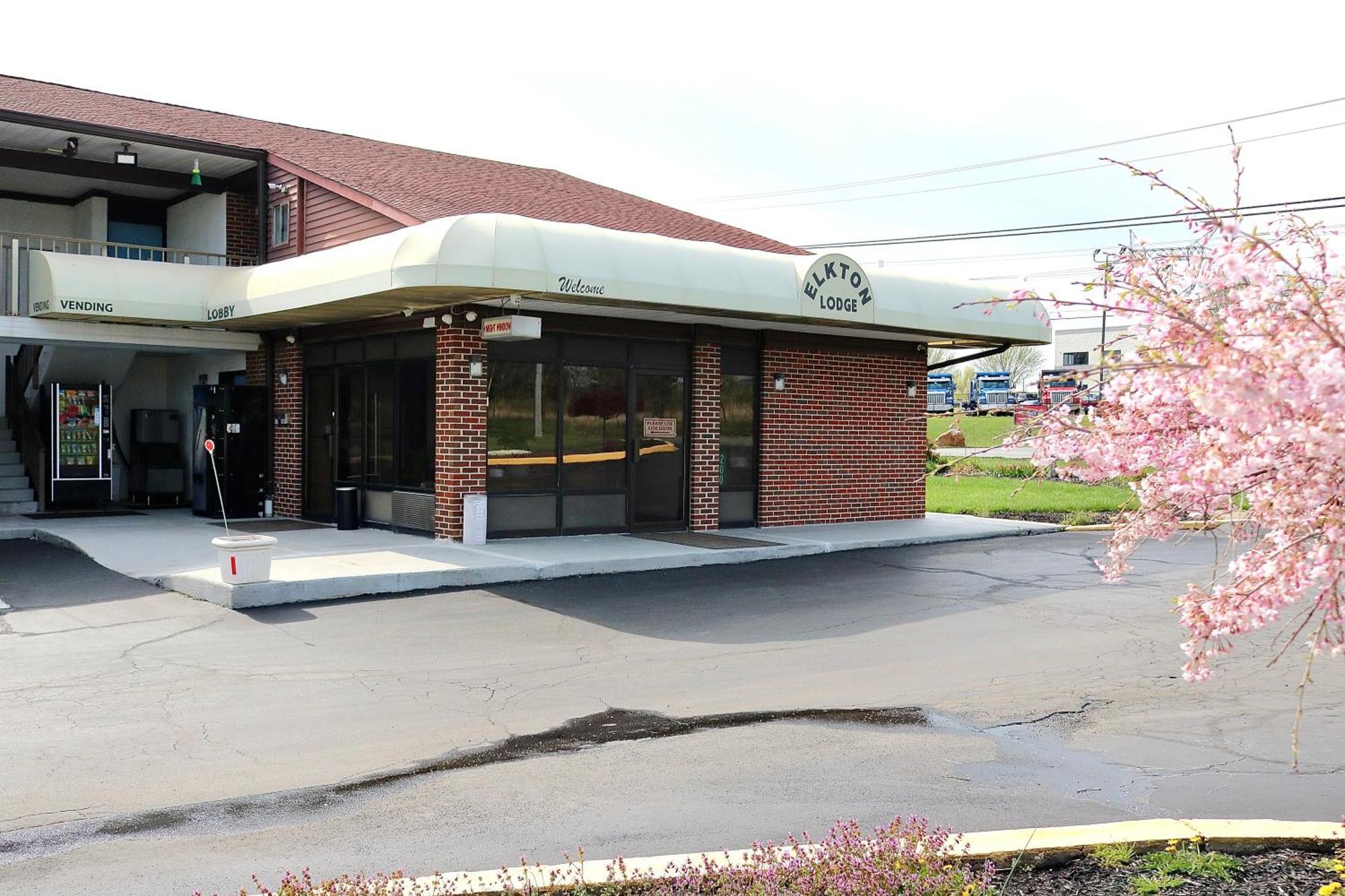 Elkton Lodge Ngoại thất bức ảnh